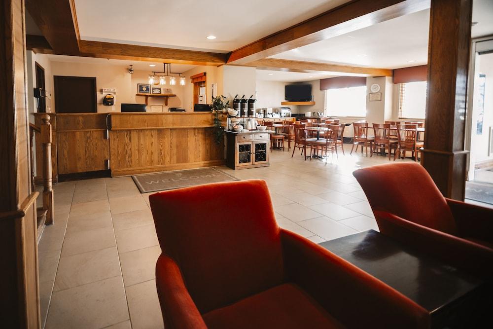 Travelodge Suites By Wyndham Regina - Eastgate Bay Exterior foto