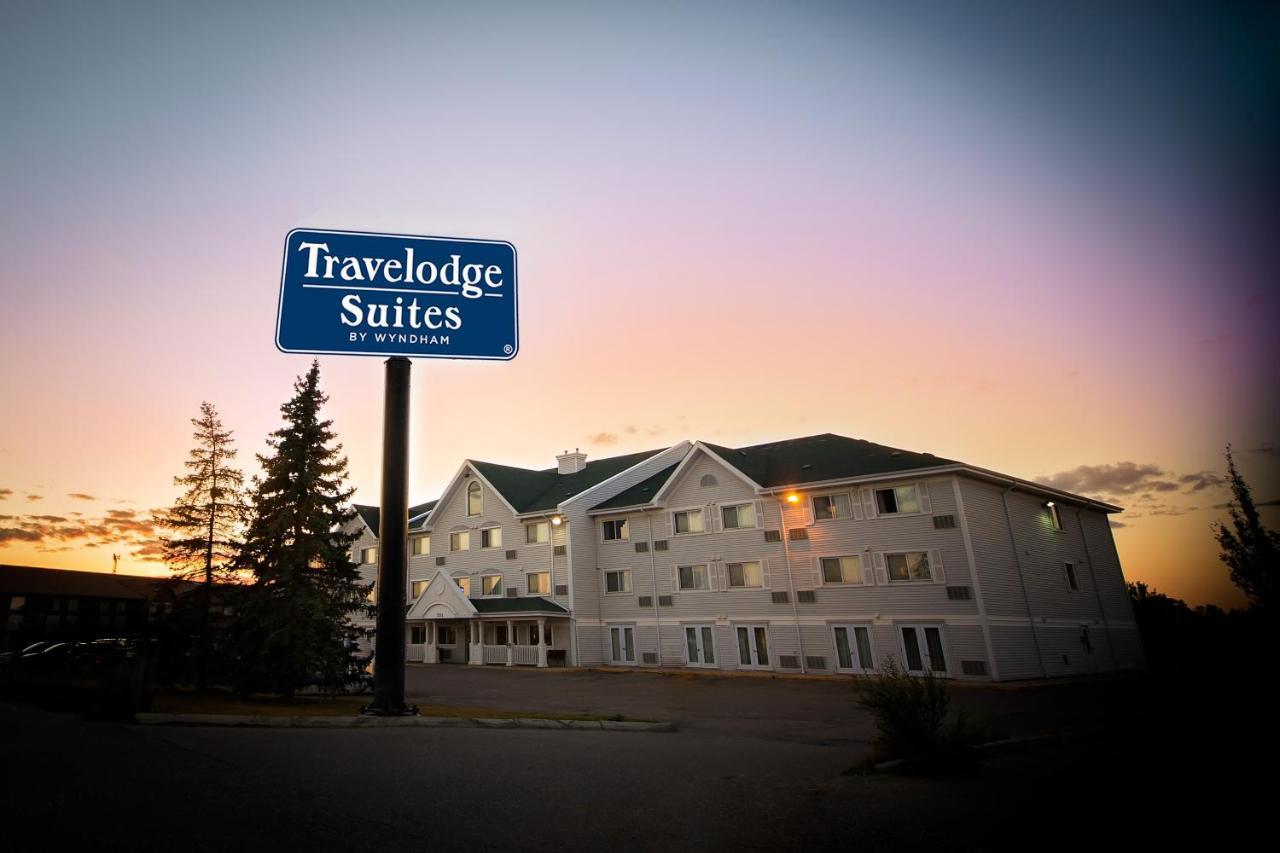 Travelodge Suites By Wyndham Regina - Eastgate Bay Exterior foto